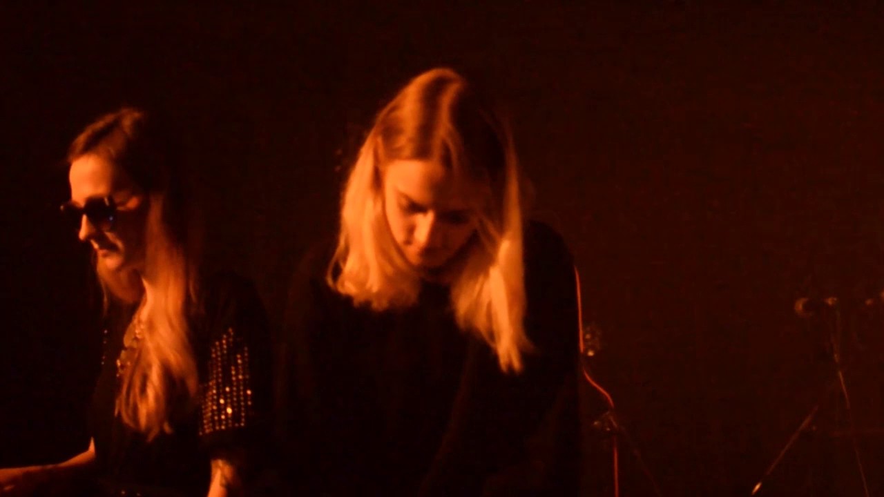 Święto Zmarłych - Siostro (Live @ Mózg)