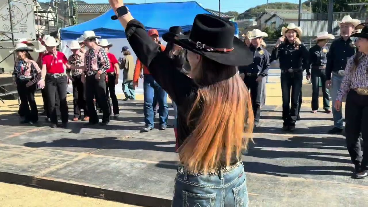 AMF (American Music Friends)   ♪ Any song is fine.