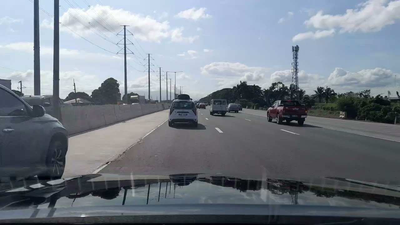 South Luzon Expressway (SLEX)