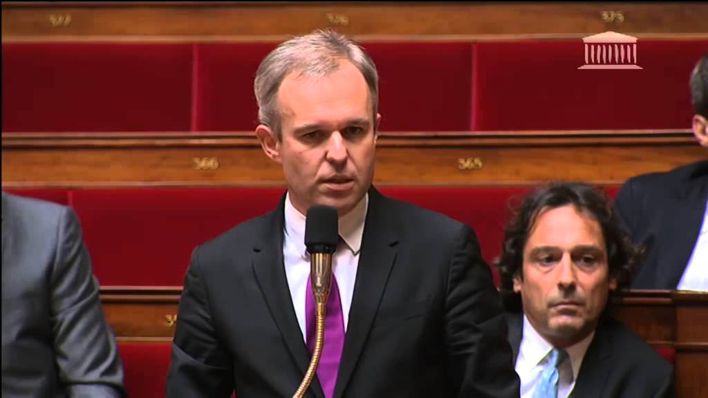 Rappels au règlement suite à la sanction prise à l'encontre de Julien Aubert