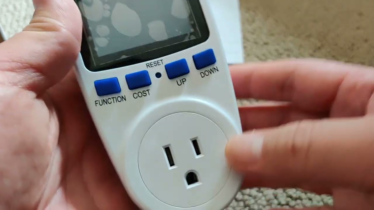 Showing my inexpensive generic Power Meter Plug (Fayleeko) - Has 6 different screens for $9.99
