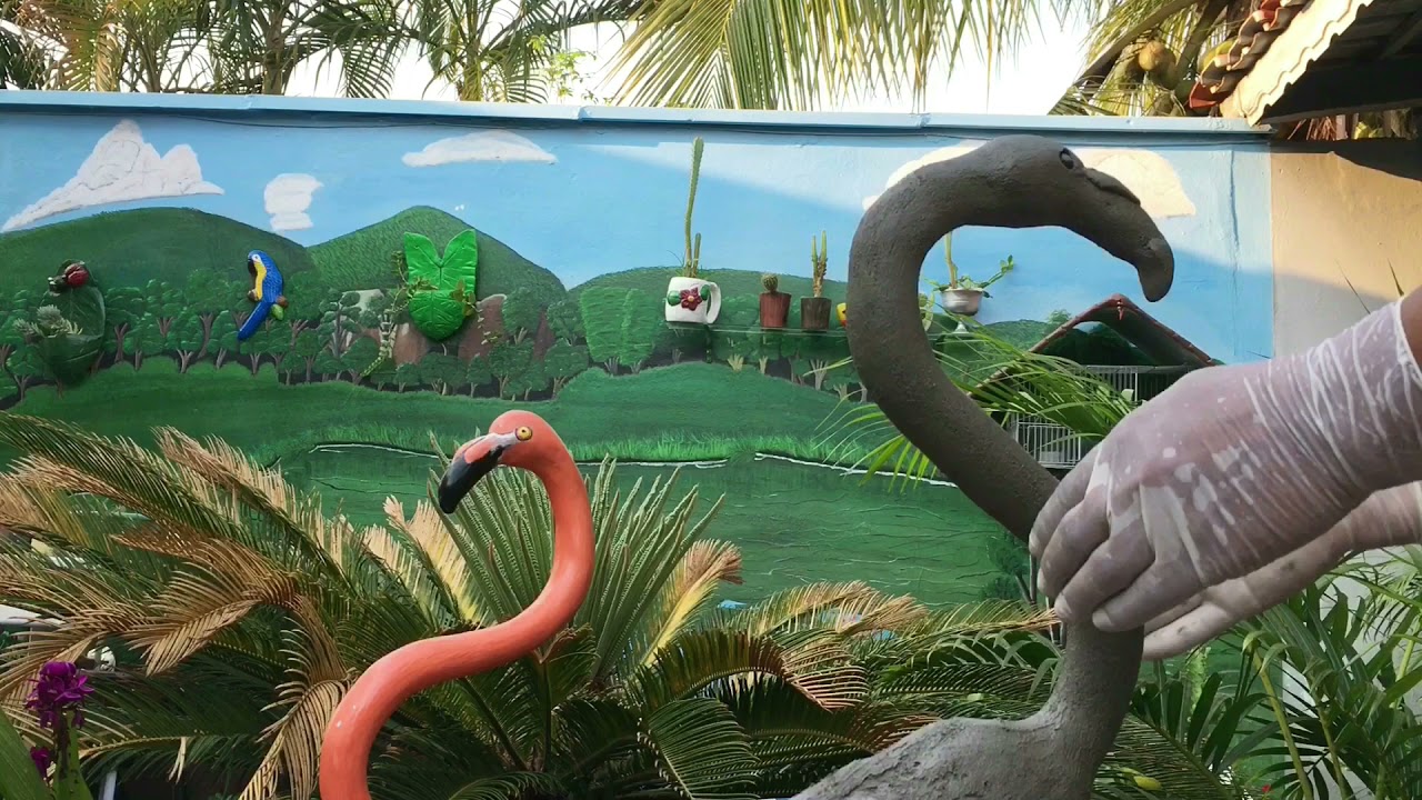 Como fazer um flamingo usando materiais recicláveis e cimento