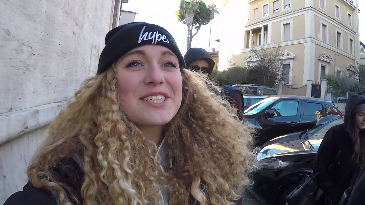 SORPRESA AD UNA FAN! | Sofia Viscardi