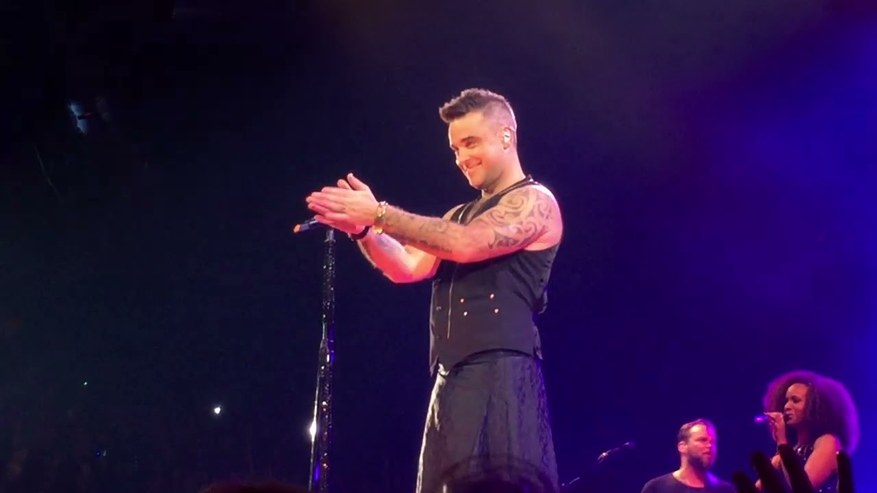 Robbie Williams - Angels Live - Melbourne - 23/10/15