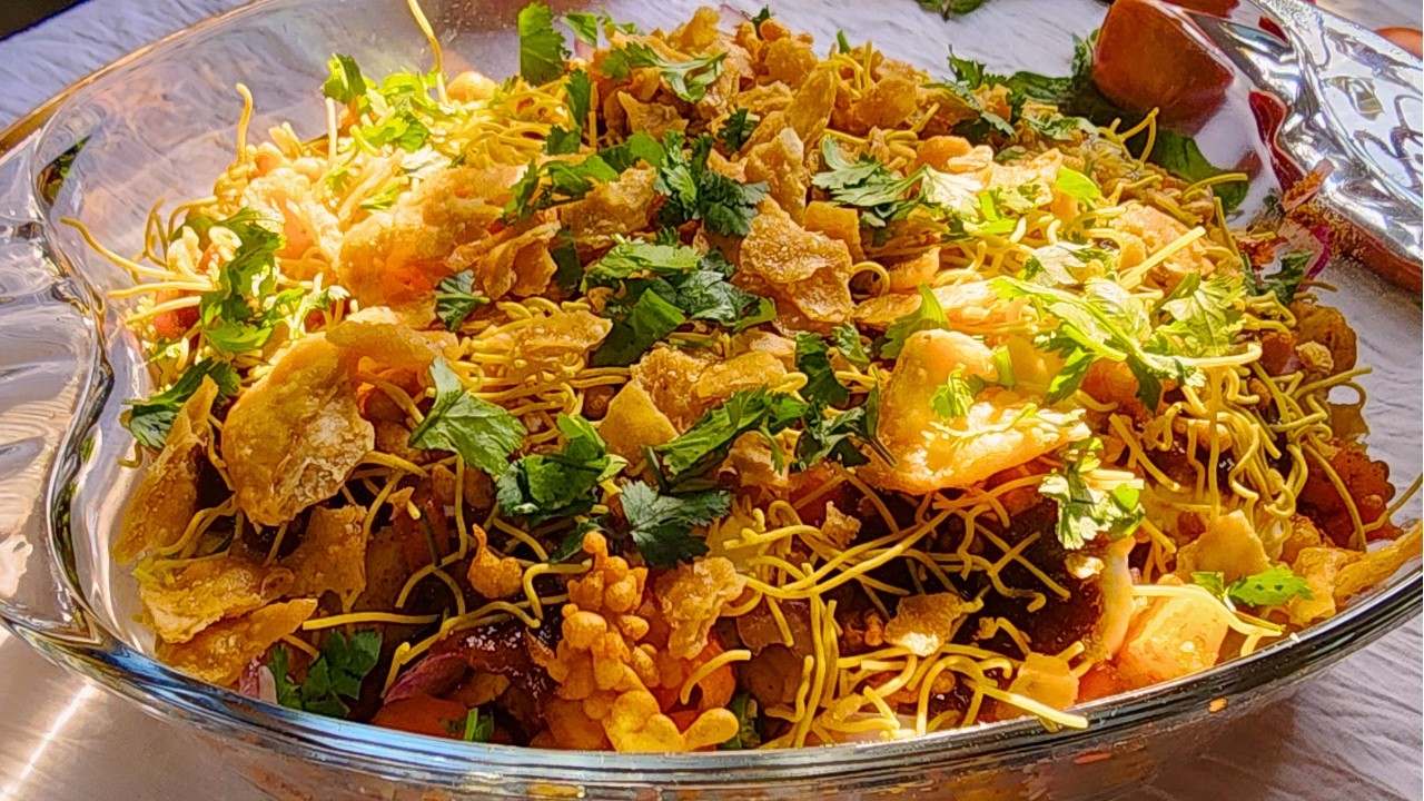 Special Chana Chaat | Chatpati Chana Chaat with Papri & sev | Ramadan Special Crunchy chana Chaat