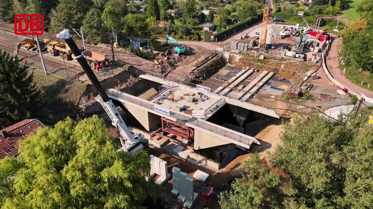 Zeitraffer: Einschub der Eisenbahnbrücke Steinweg in Meißen