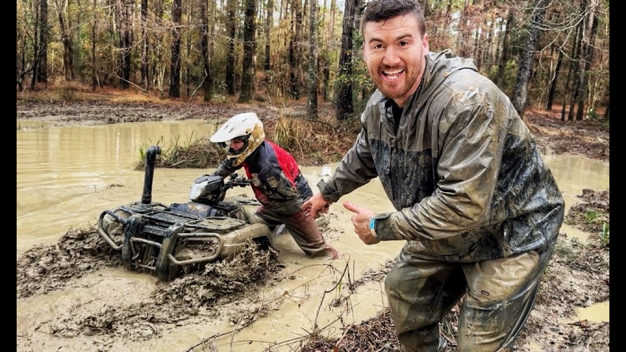 PROVING Can-am is better than Honda | Boggs New Years