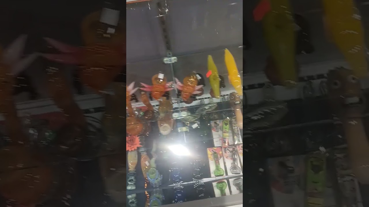 all glass pipe available here/yum yums 2 smoke shop /yum yums 2 .Virginia streat near crazy chicken