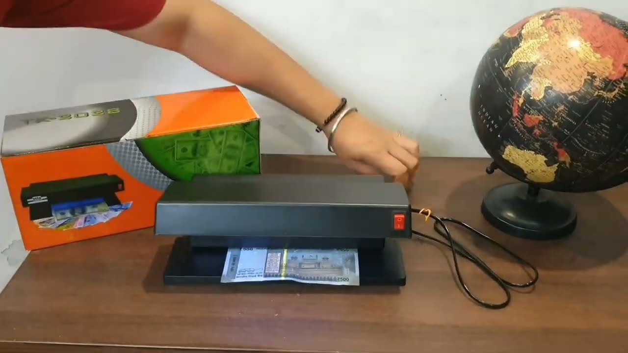 Counterfeit Fake Note Money Currency Detector Machine