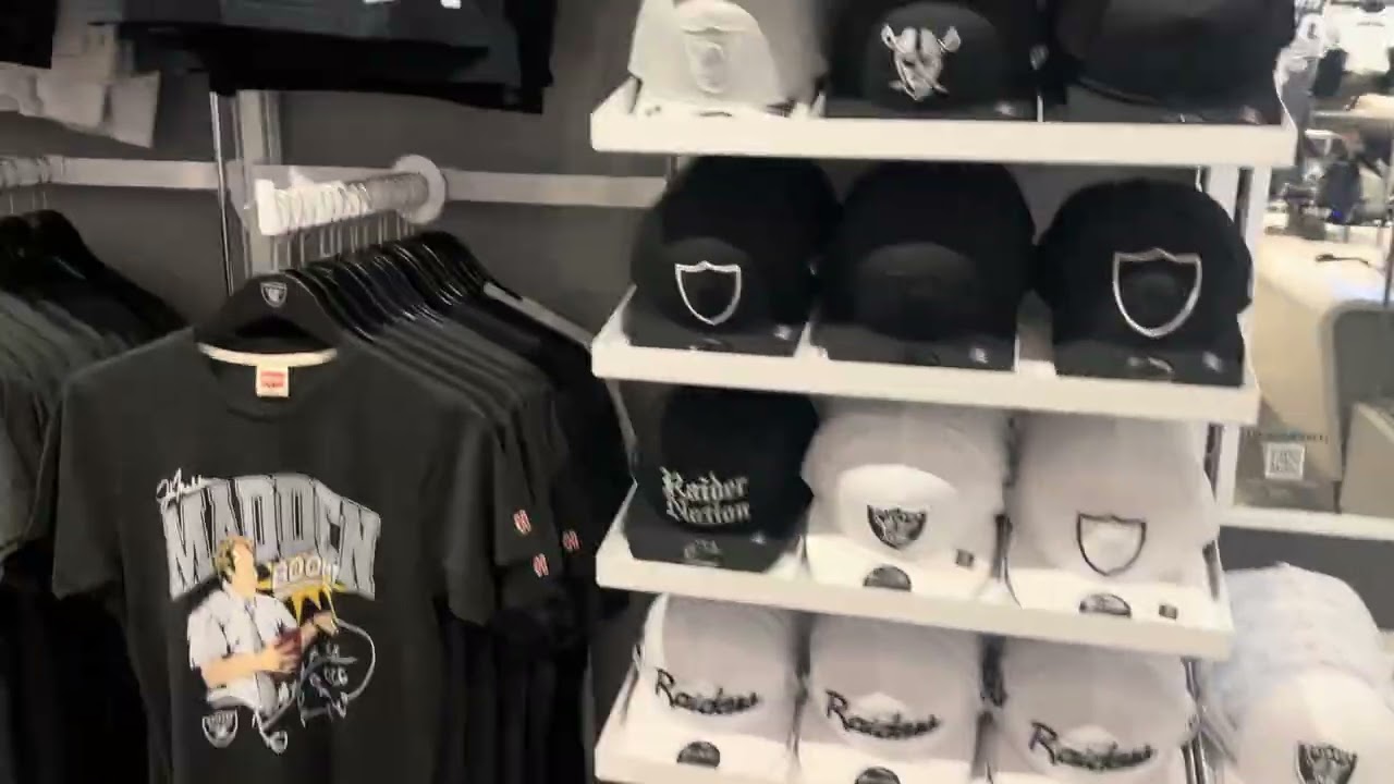 Спортивный магазин Oakland Raiders в Mandalay Bay. Часть 2. 
