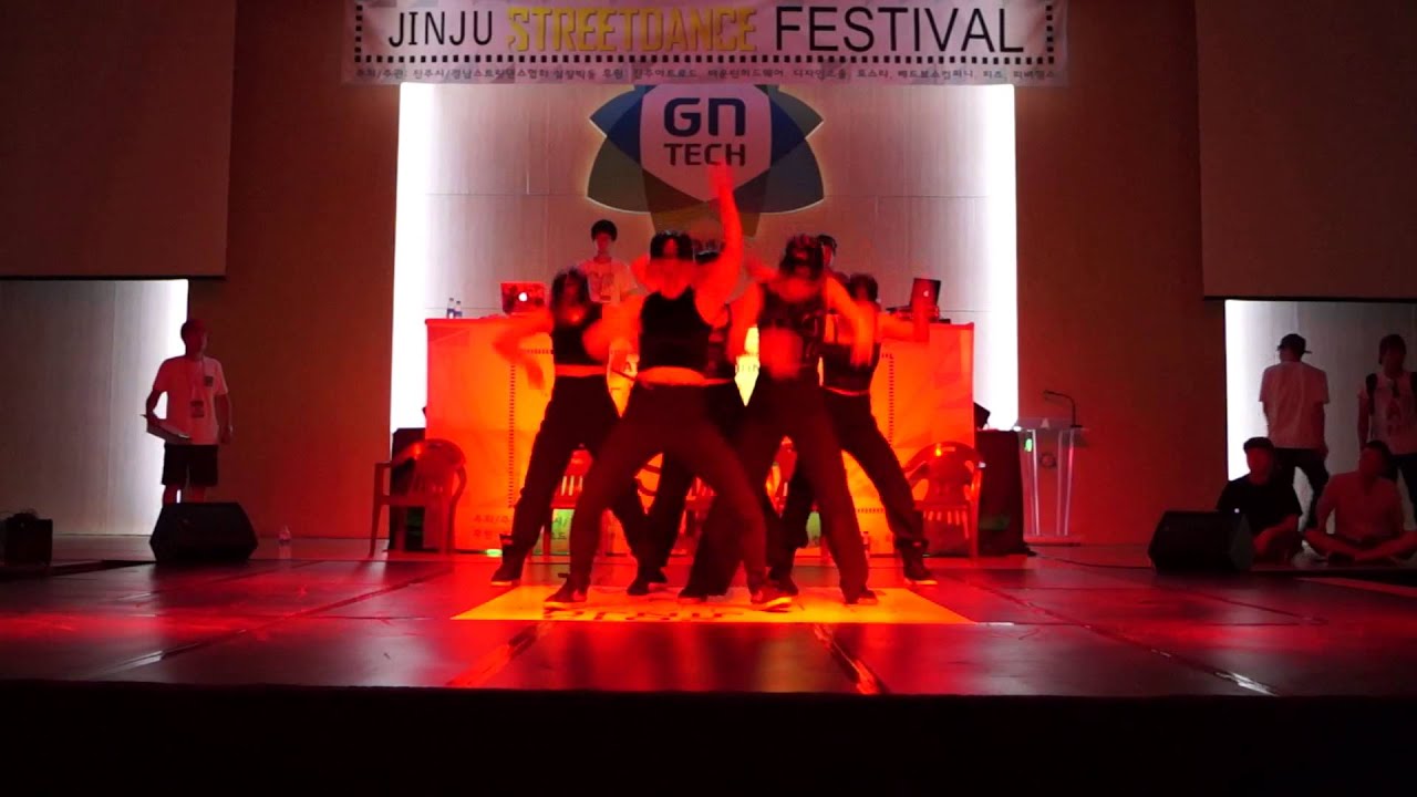 2013 JINJU SDF (Street Dance Festival) GUEST SHOW I FUNKISTIC WAACKERS