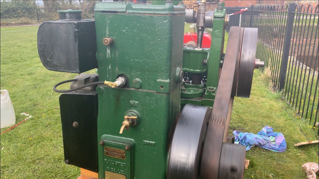 How to run a Lister D Engine & Triple Ram Pump