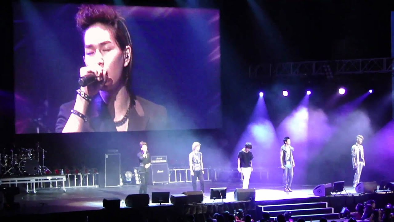[FANCAM] SHINee- Quasimodo (화살) 100904 SM Town Live '10 in LA