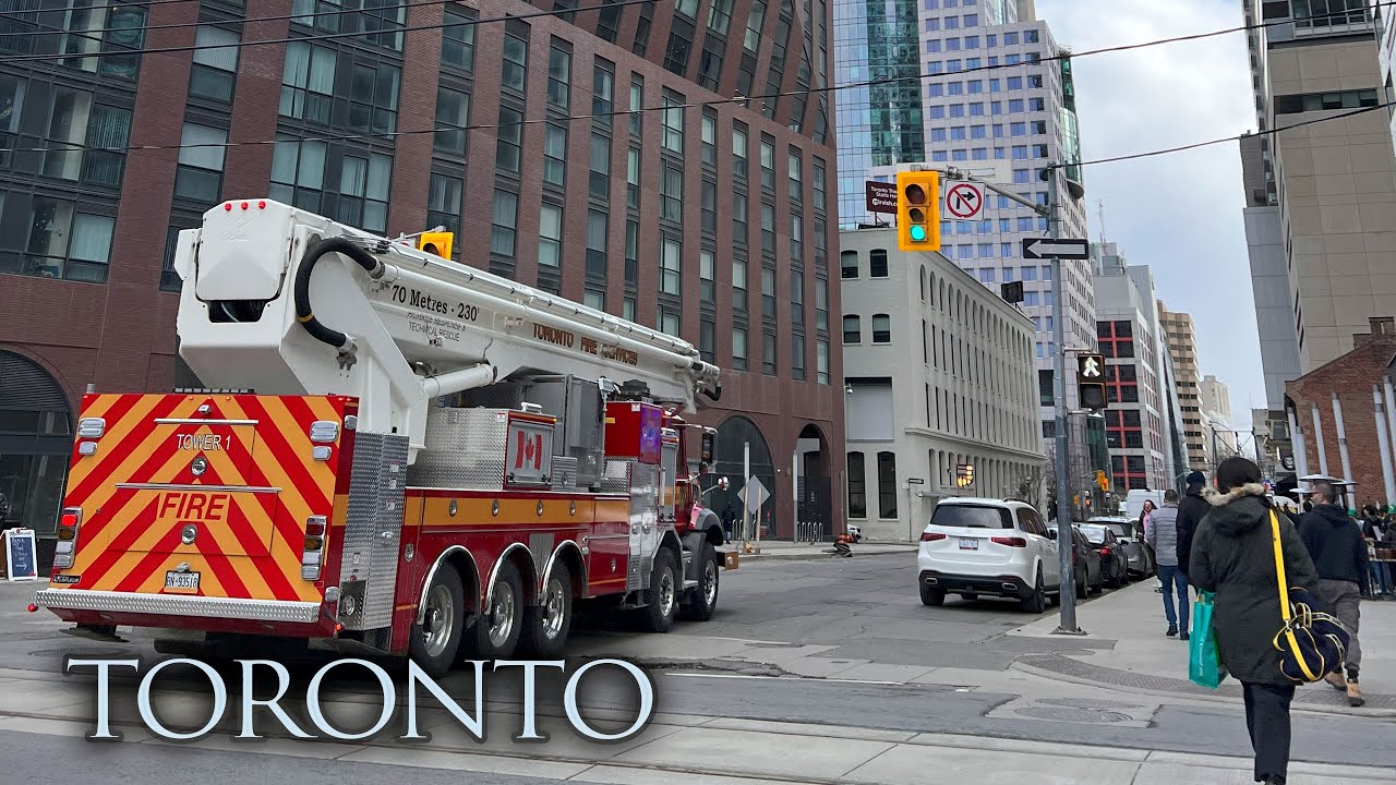 Toronto City Walk, Canada | Downtown Yonge, South Core, Garden District