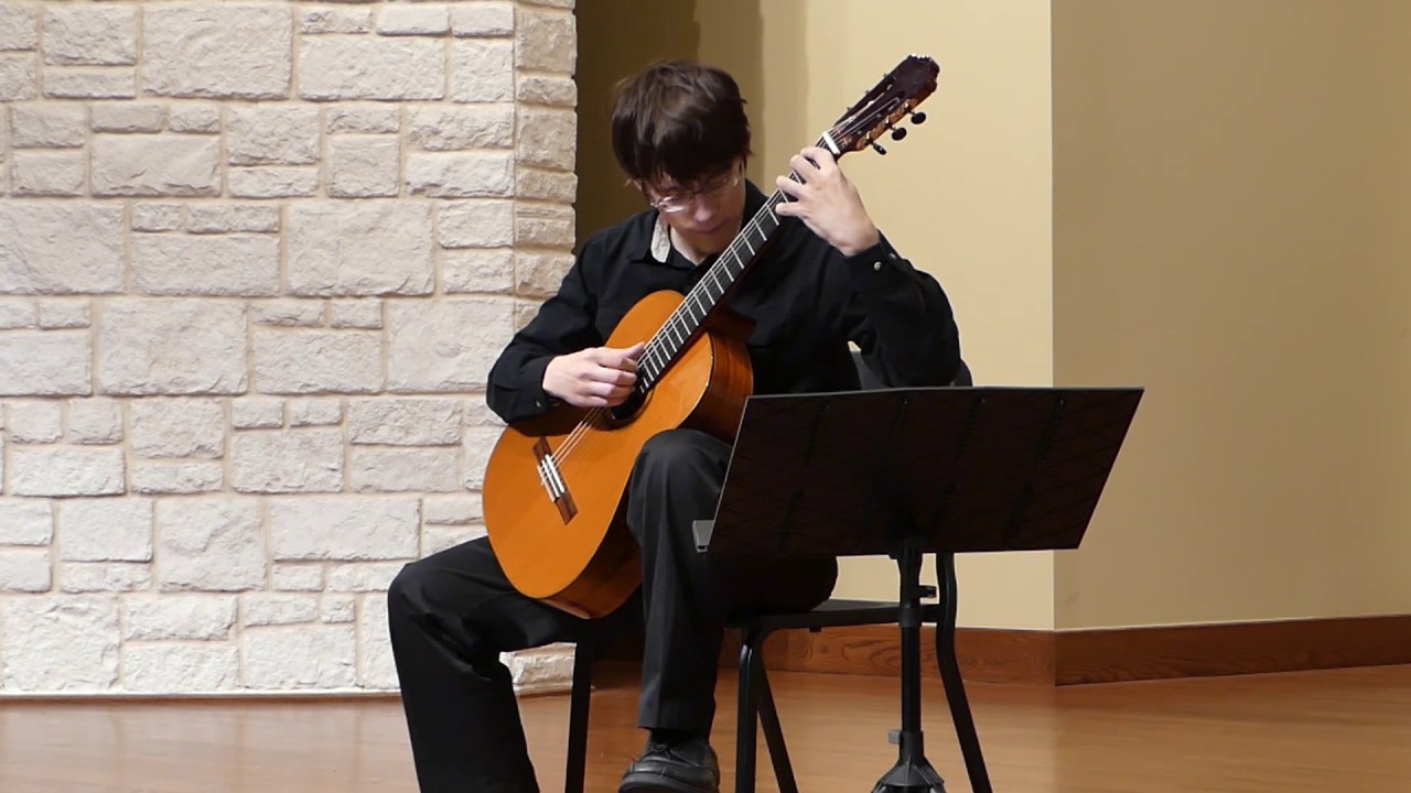 Danza Caracteristica (Leo Brouwer) Classical Guitar Live - John Henry Johnson