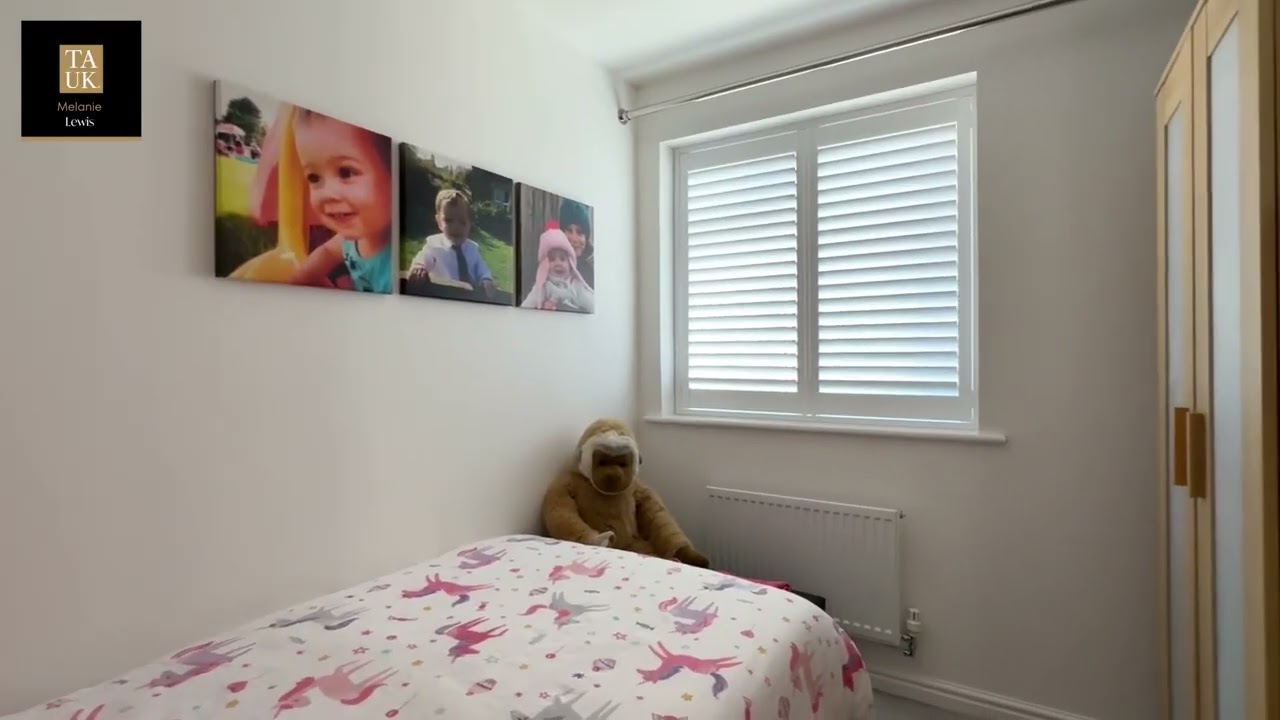 Looking for your next family home? Take a look around this lovely house in Lichen Road, Frome