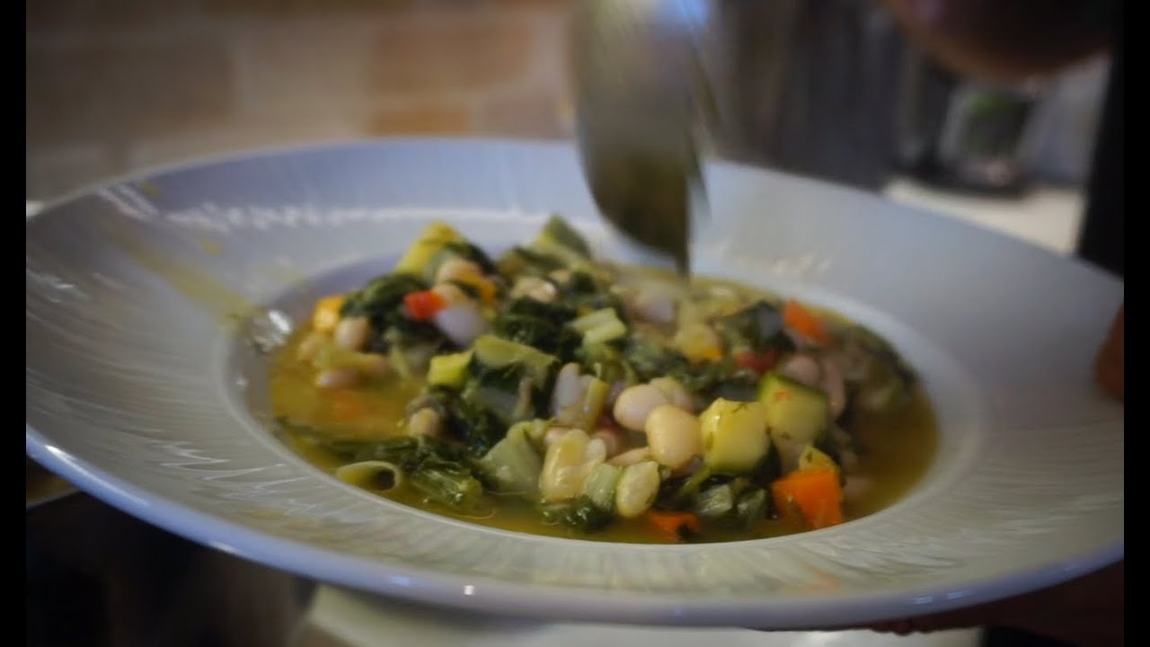GREEK BEAN SOUP (Fasolada)