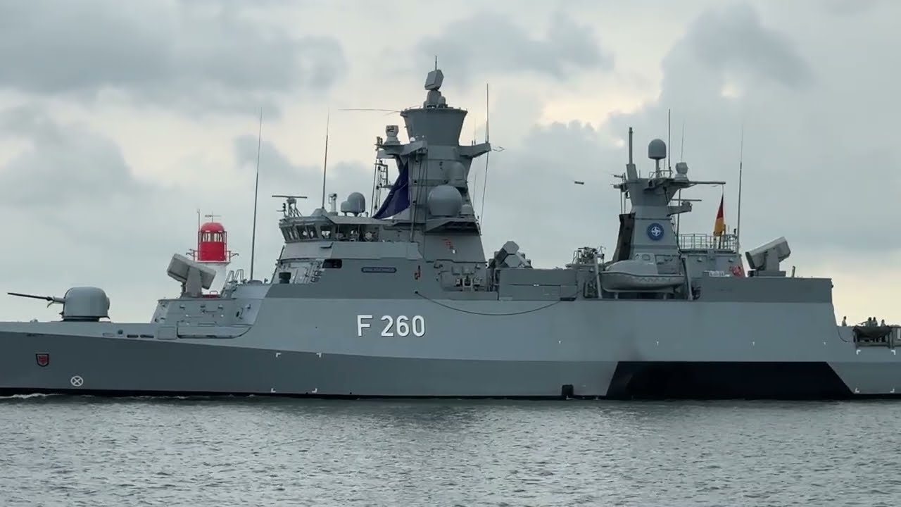 Baltic Operations 2025: Korvette Braunschweig (F 260) Листья Rostock Port 5.6.2025