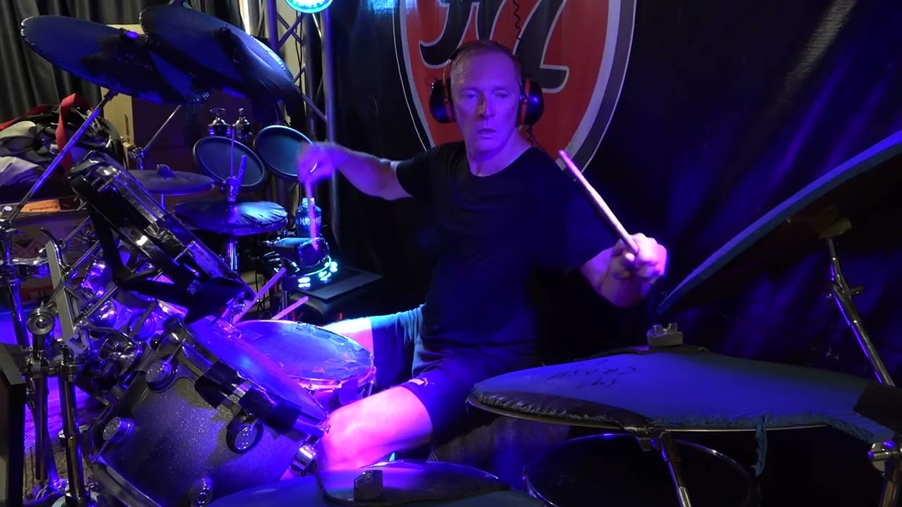 Dire Straits (Chris Whitten drums, Danny Cummings percussion) 'Heavy Fuel/Romeo & Juliet' drum cover