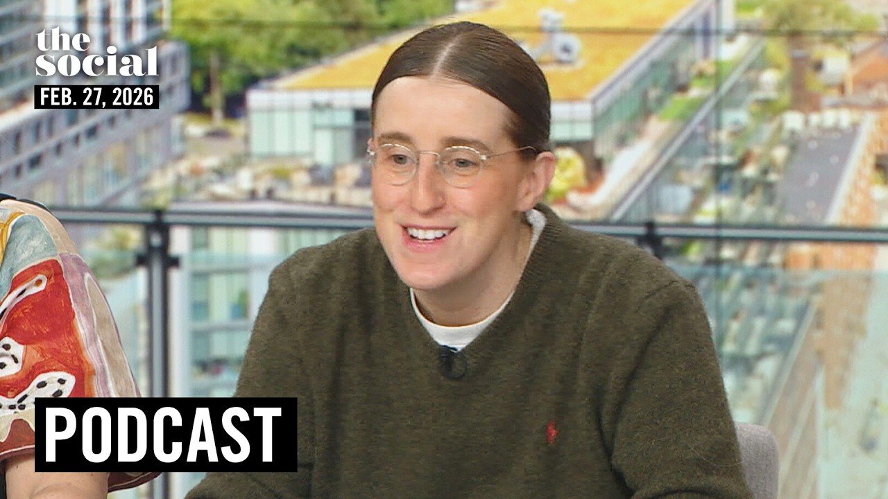 Robby Hoffman Makes Us Laugh | The Social Podcast