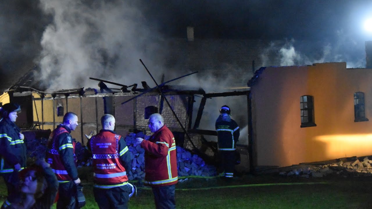 22.09.21 Voldsom gårdbrand på Sdr. Jernløsevej i Sdr. Jernløse, Regstrup