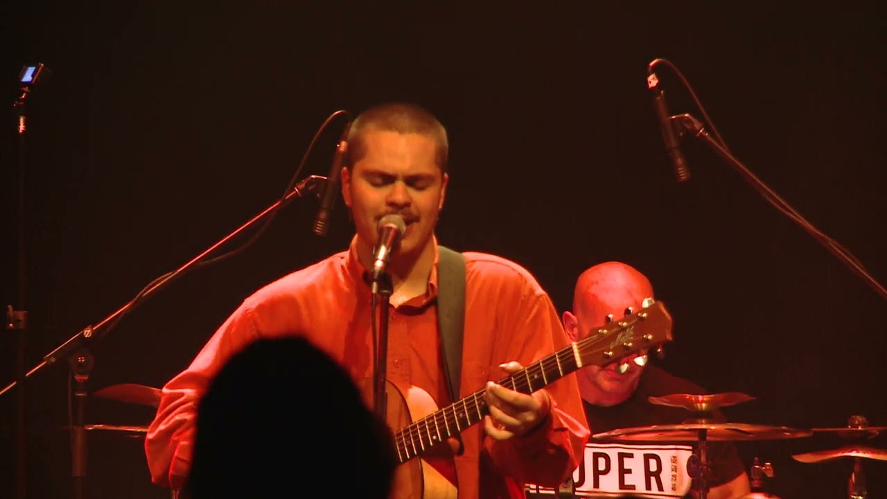 Koebi Faumui - I Feel Like Shit (Live)