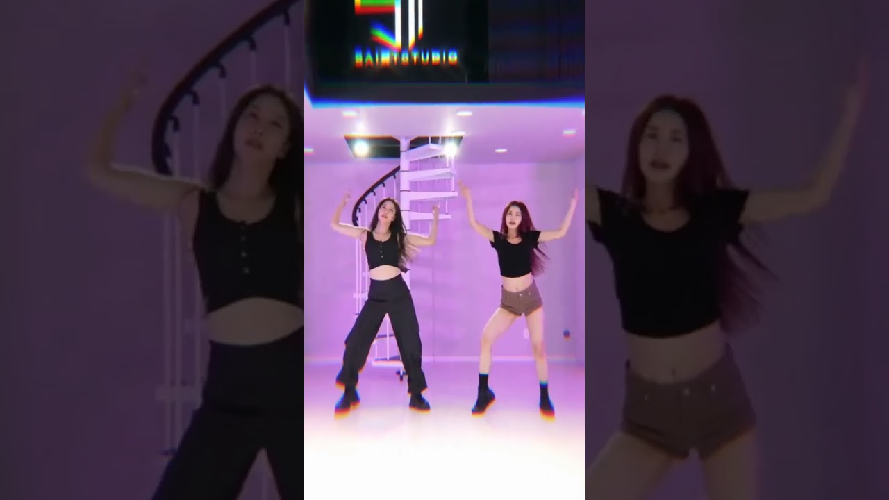 Snowdrop Actress YOON SE-AH Dance Cover By PINK VENOM 😍💓 #shorts #blackpink #pinkvenomchallenge