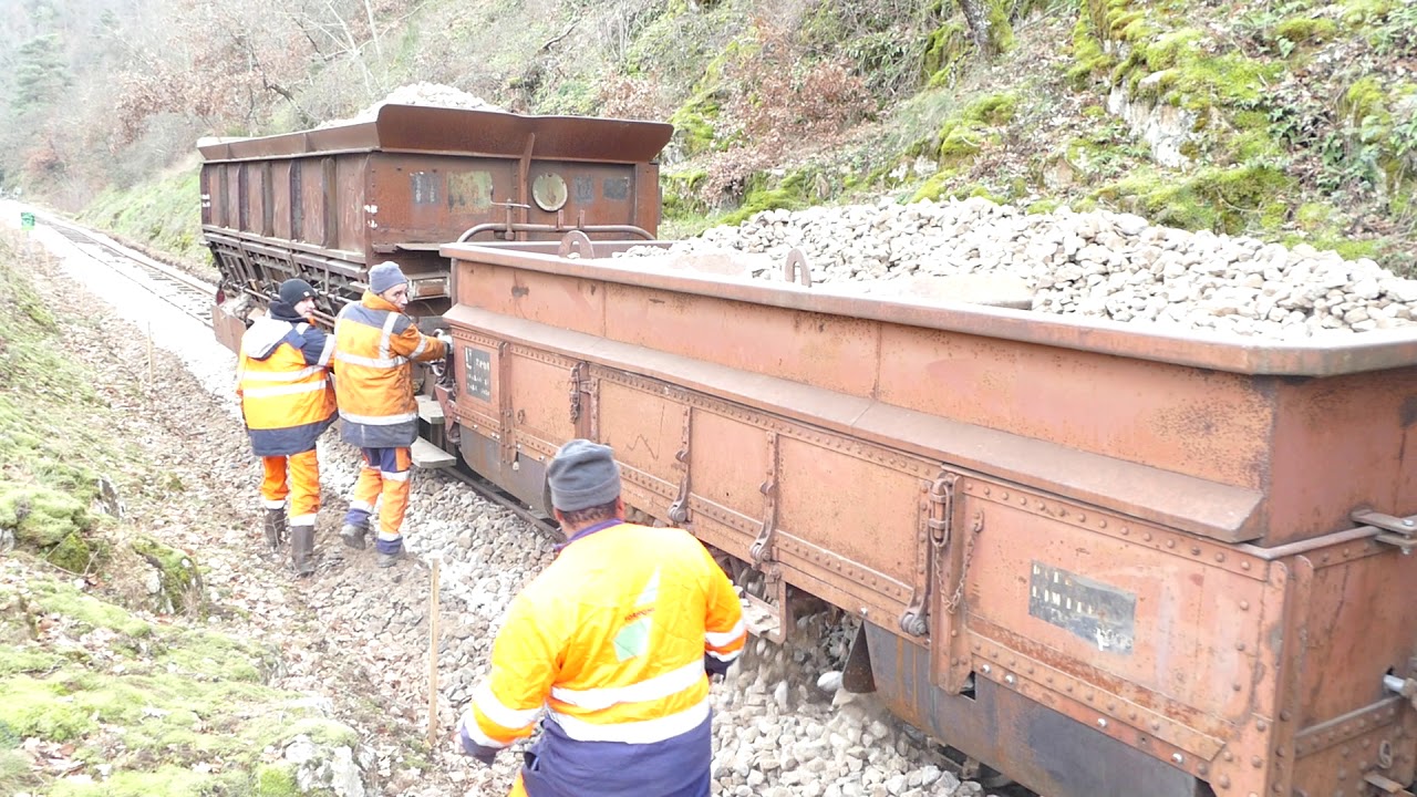 12-01-2021-BALLASTAGE AU TRAIN DE L'ARDECHE - 1 -