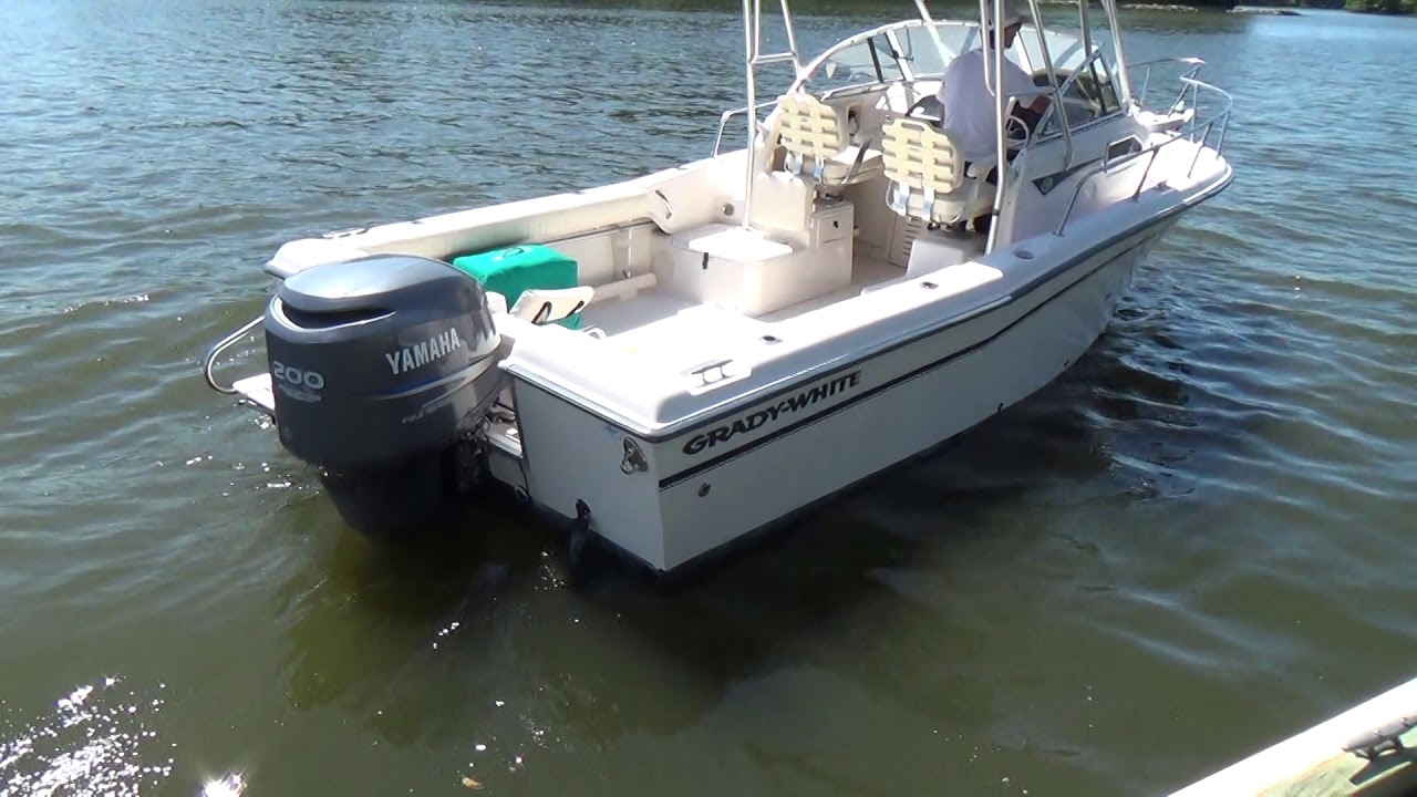 2002 Grady White Seafarer 226