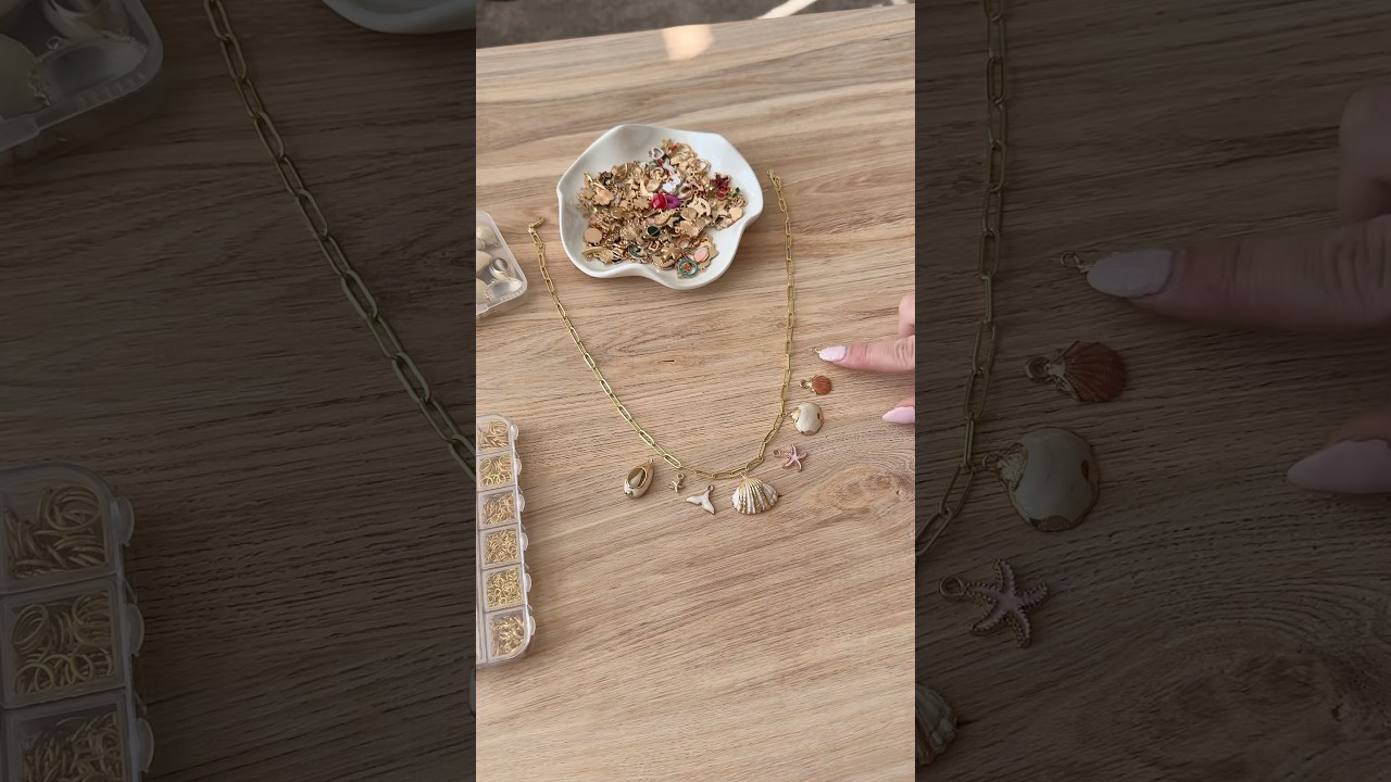 diy charm necklace✨🐚🔆#diy #charmnecklace #charmbracelets #jewelry #crafts #asmr