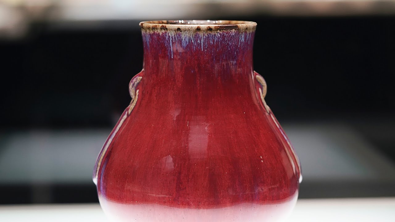 Ваза Zun с глазурью Flambe с орнаментом из шелковых лент | Национальный музей Китая |