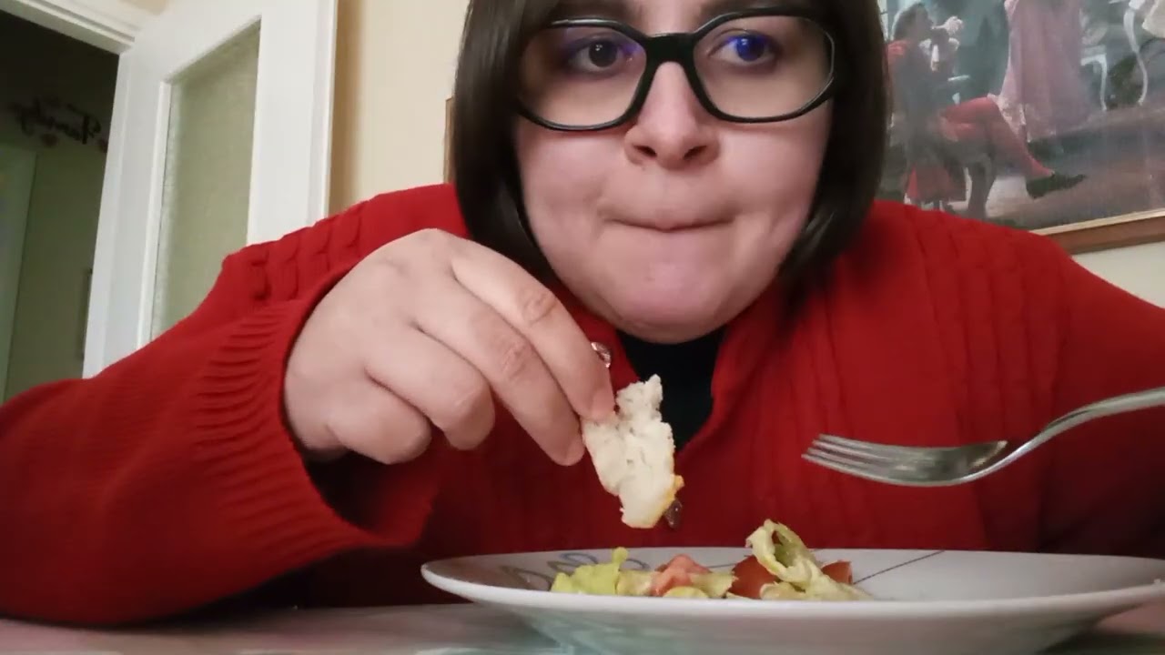 MUKBANG - fried egg + sausage + salad with tomatoes