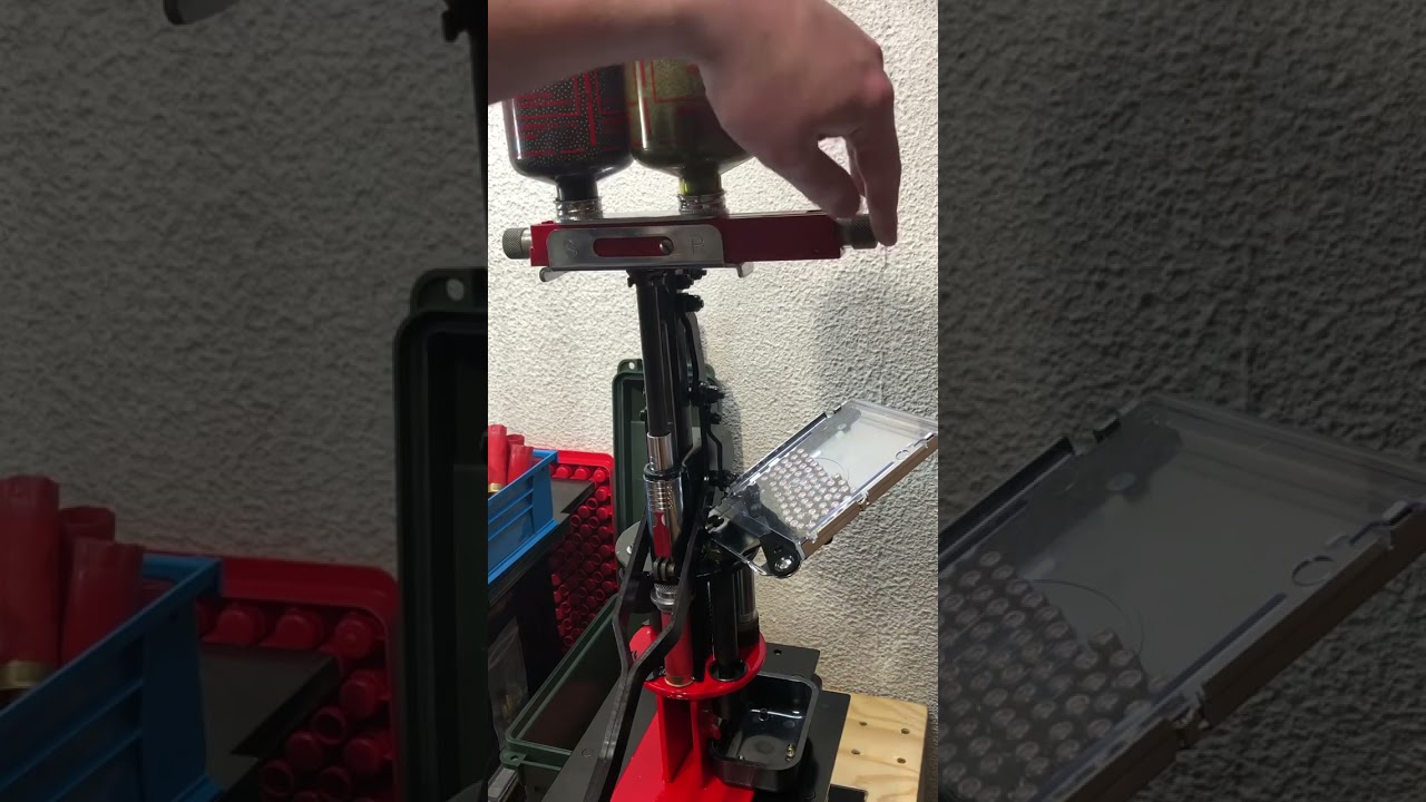 Перезарядка патронов TBT 12 калибра на MEC 600JR #шорты #перезарядка #дробовик #12калибр