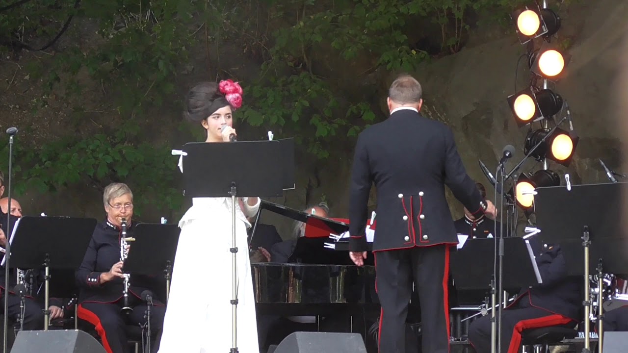 Angelina Jordan - Cheek to Cheek - Best Audio - Forsvarets Stabsmusikkorps - Oslo - 2018