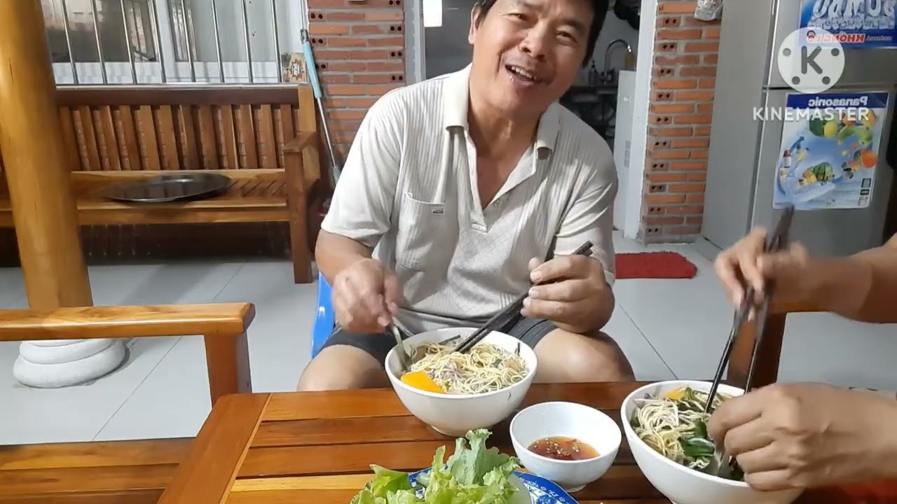 Mì hủ tiếu 