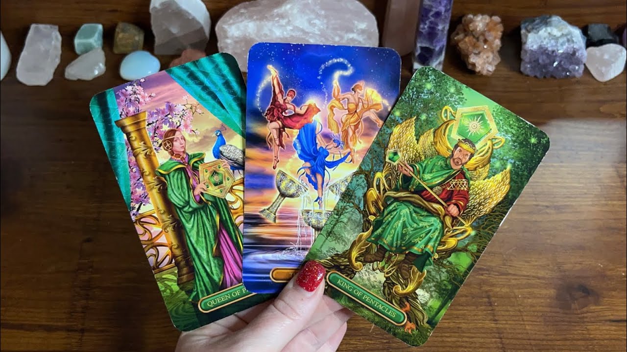 Pisces 💕 Who’s coming toward you? “I’ve got my sight set on you… & I’m ready to win”.