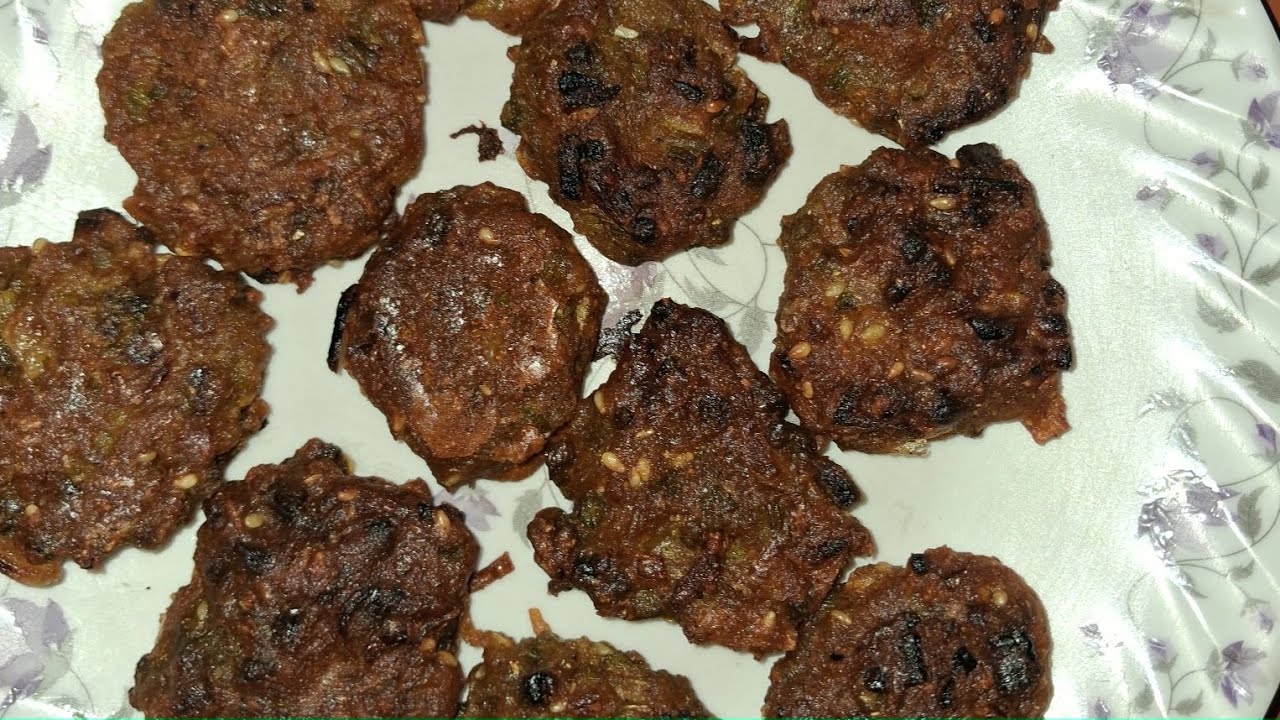কচি সজনে ডাটা বড়া রেসিপি যারা সজনে ডাঁটা খেতে ভালোবাসো না তাদের জন্য এই রেসিপি