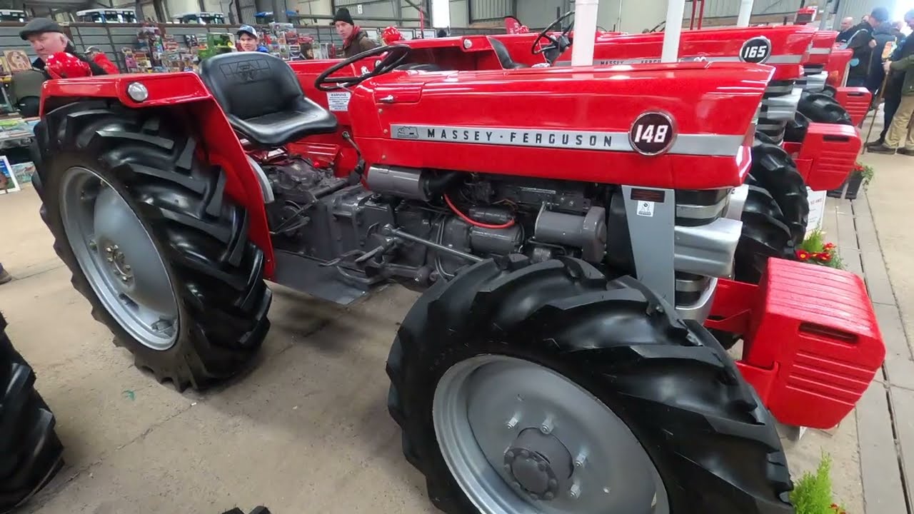 1976 Massey Ferguson 148 Selene 4WD 2.5 Litre 3-Cyl Diesel Tractor (45 HP)