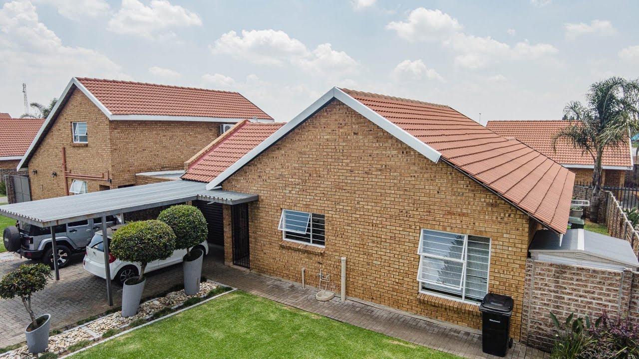 2 Bedroom For Sale - Bonaero Park