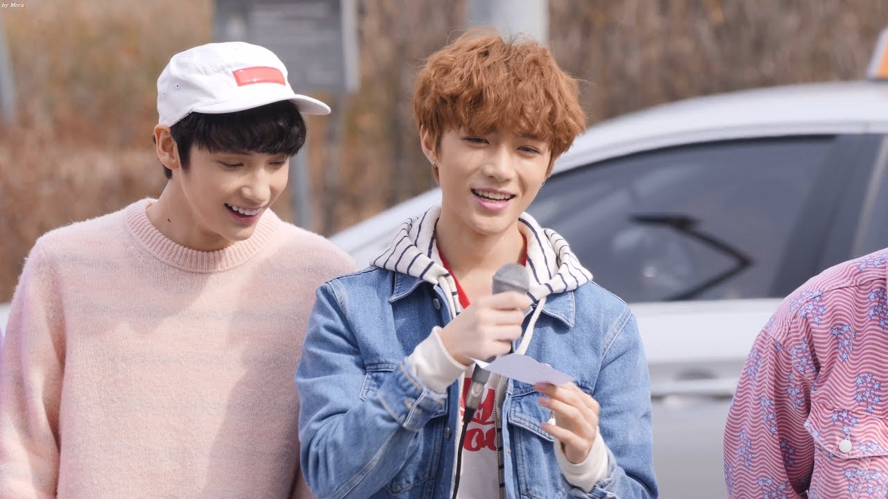 190309 투모로우바이투게더 (TXT) 수빈 애교 시키는 [범규] BEOMGYU 4K 직캠 Fancam (쇼! 음악중심 미니 팬미팅) by Mera