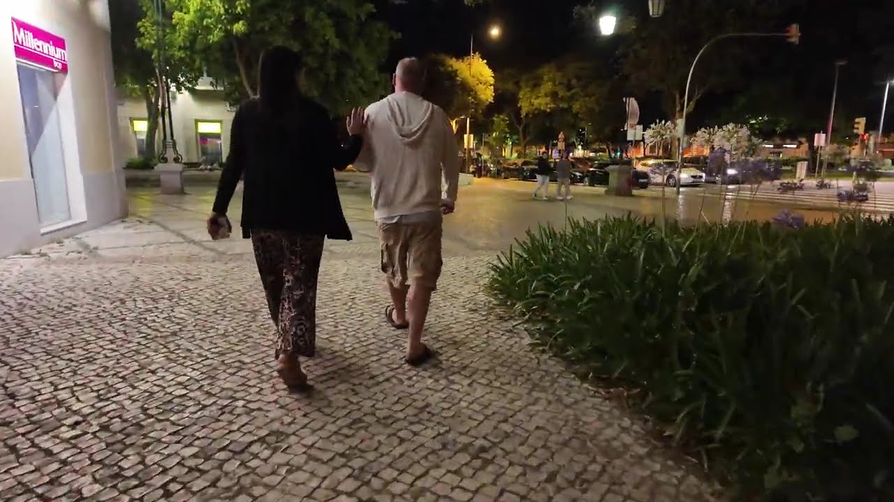 Wandering around Setubal - Shopping streets and nightlife - Part 6