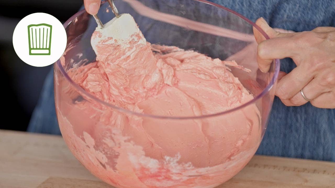 Einf&auml;rben von Teig, Cremes & Co. - 3 Tricks vom Profi  | Chefkoch.de