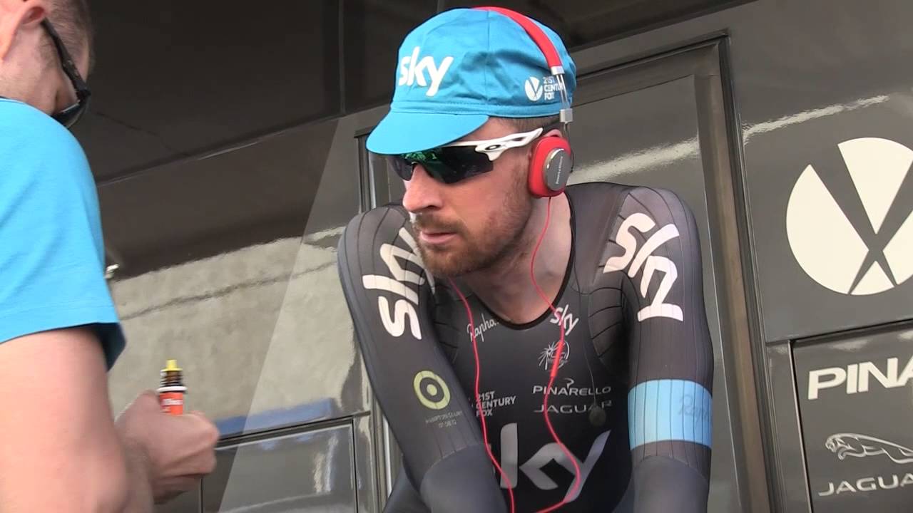 WIGGINS, CONTADOR & CANCELLARA WARMING UP FOR THE TIME TRIAL