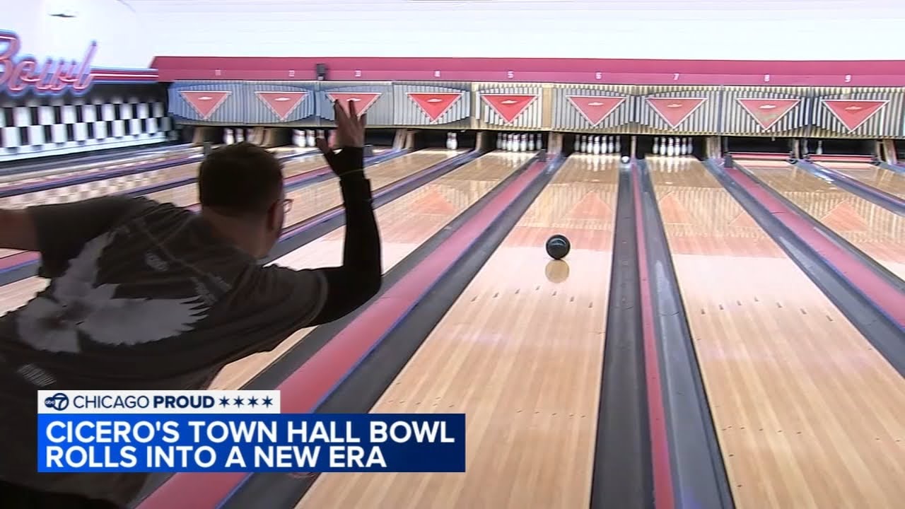 New owner reopens beloved Chicago-area bowling alley, documents rehab on social media