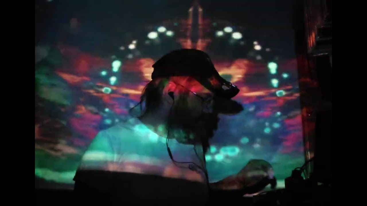 ILIO + ILIOOILIVISUALS - Electronic Instrument Jam Improv