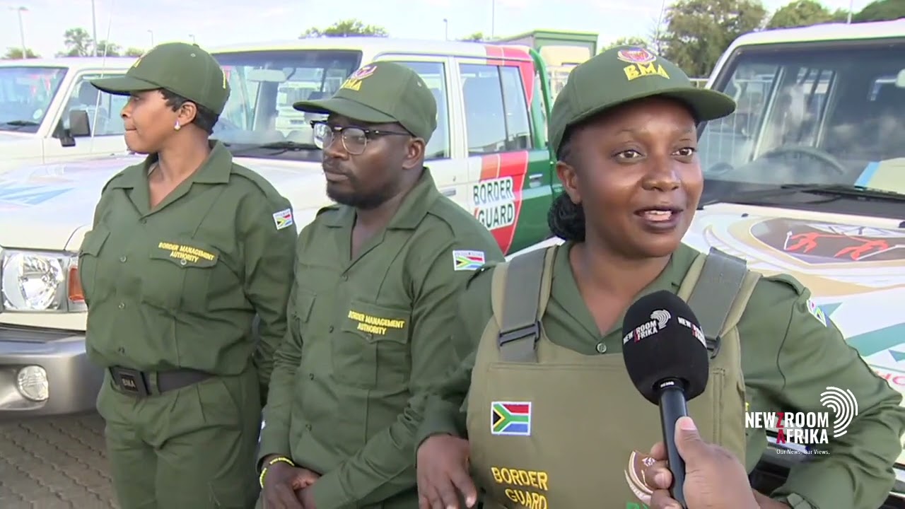 Motsoaledi calls on new recruits to protect the country's borders