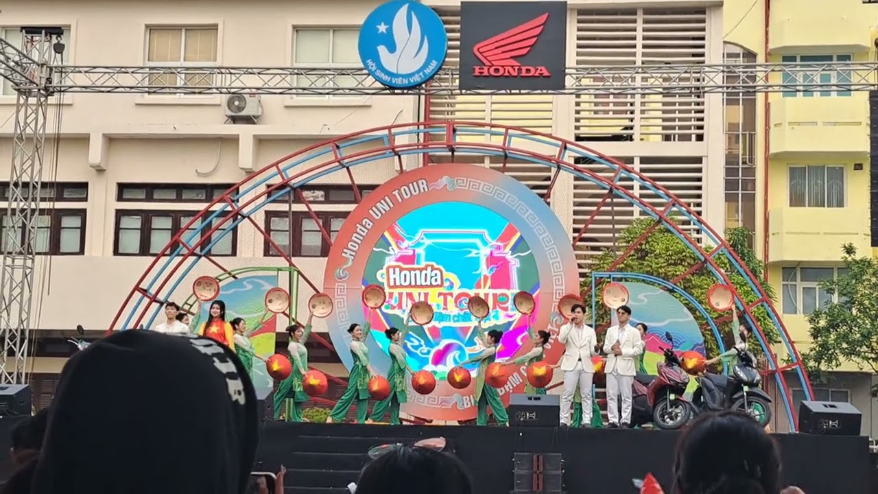 Vẫn là 