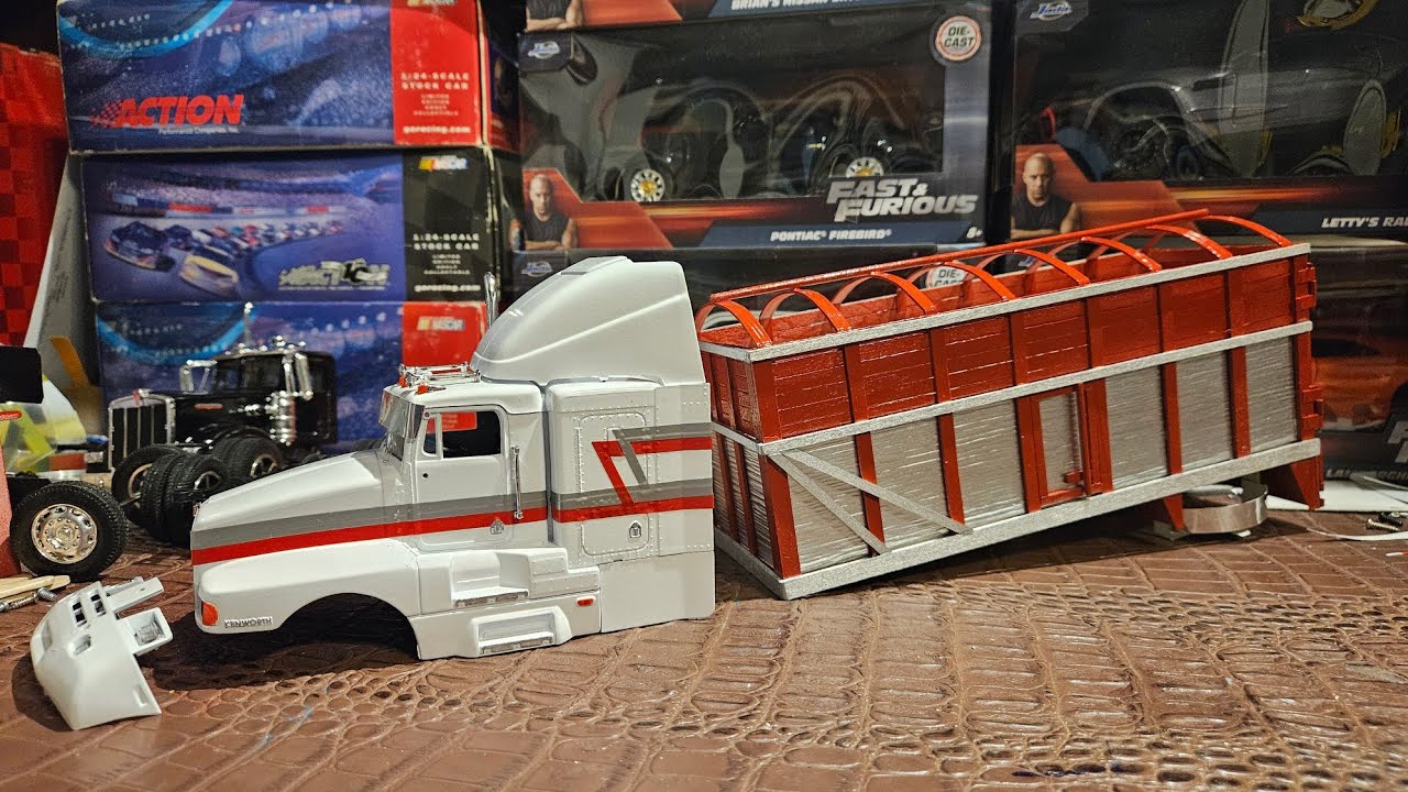 Como alargar un chasis a escala 1/32, Kenworth W900, Kenworth T600, trailer y camiones a escala.