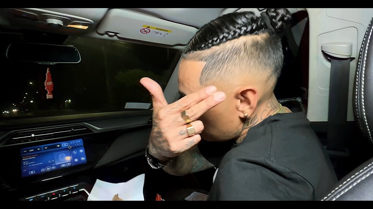 BIG MAÑOLO / UN MONTON ( VIDEO OFICIAL)
