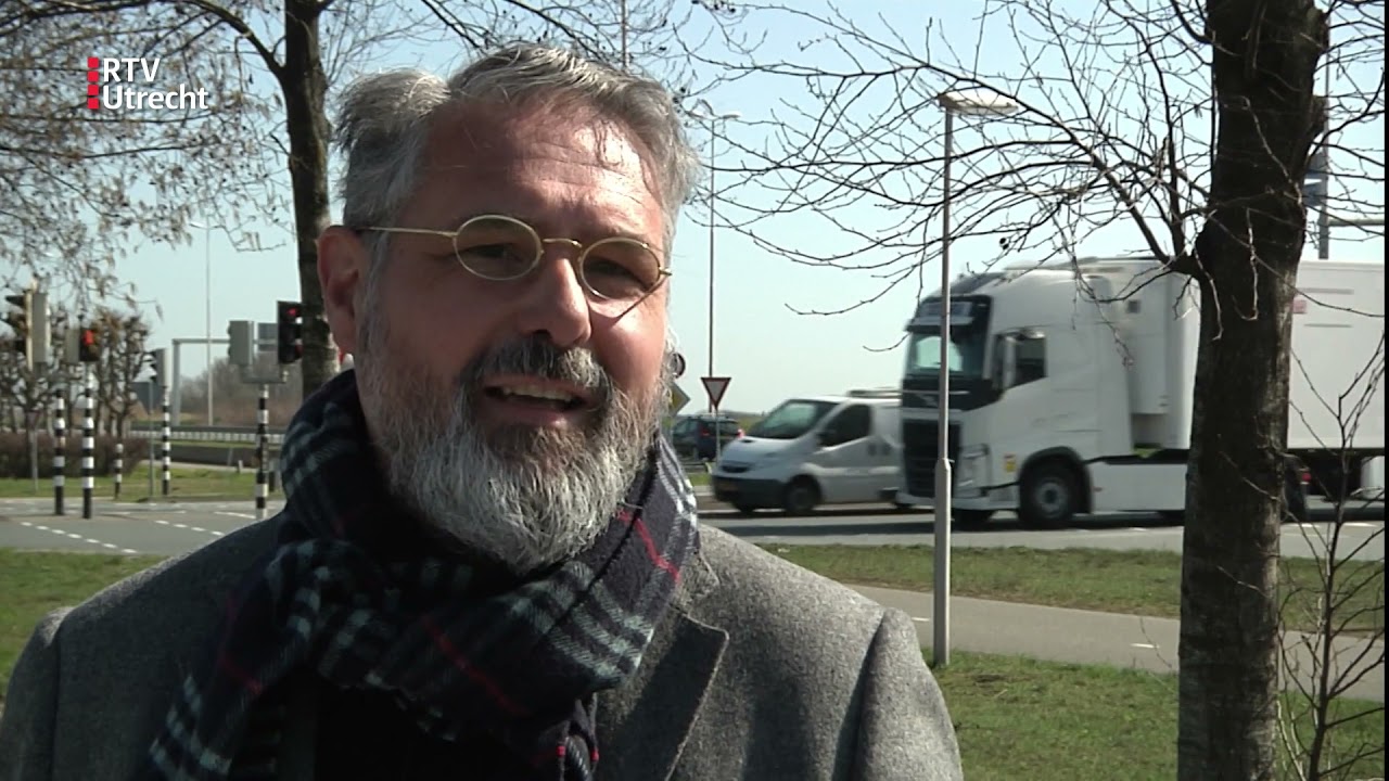 Meer onderzoek of beruchte bocht bij Mijdrecht nú aanpakken? 'Recht maken wat krom is' [RTV Utrecht]
